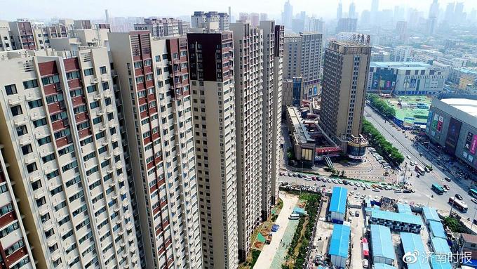 济南百年棚户区建起10栋安置房