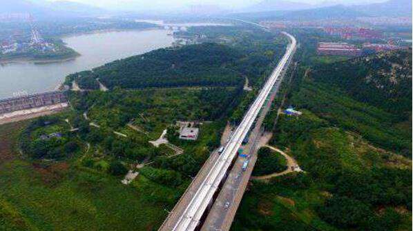 济南首条轻轨R1线沿线楼盘多少钱了