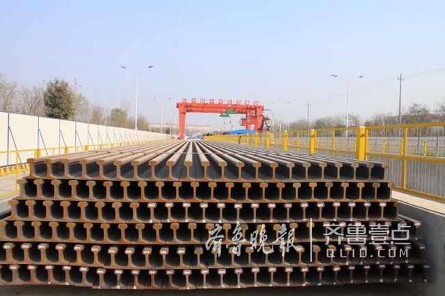 济南R1线地下段轨道