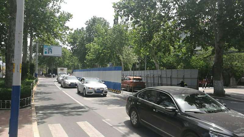 马鞍山路半封闭施工