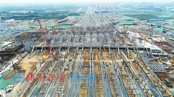 济南新东站纳客